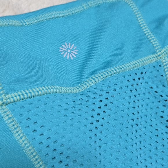 Tangerine Athletic Jacket yoga walking running hiking boating thumbholes, M - Picture 9 of 12